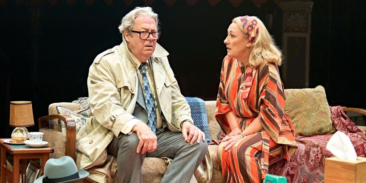 Review: HOW THE OTHER HALF LOVES, Starring Roger Allam, The Old Vic