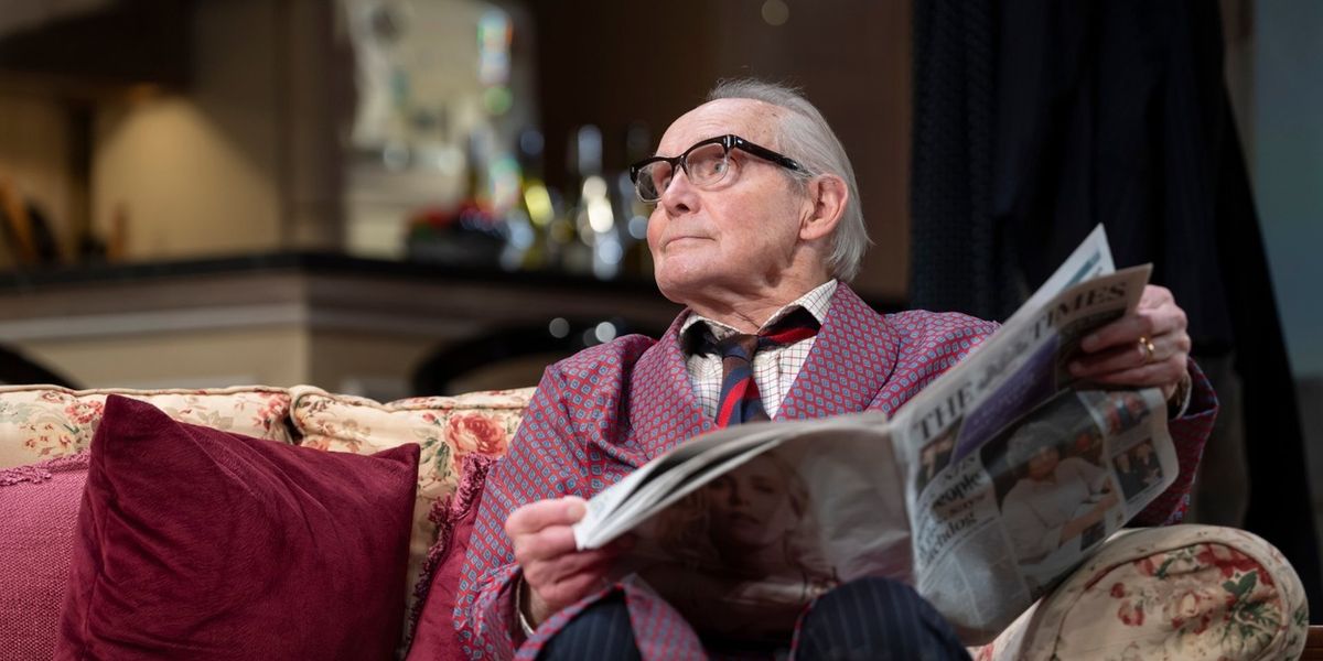 Review: I'M SORRY, PRIME MINISTER, Richmond Theatre