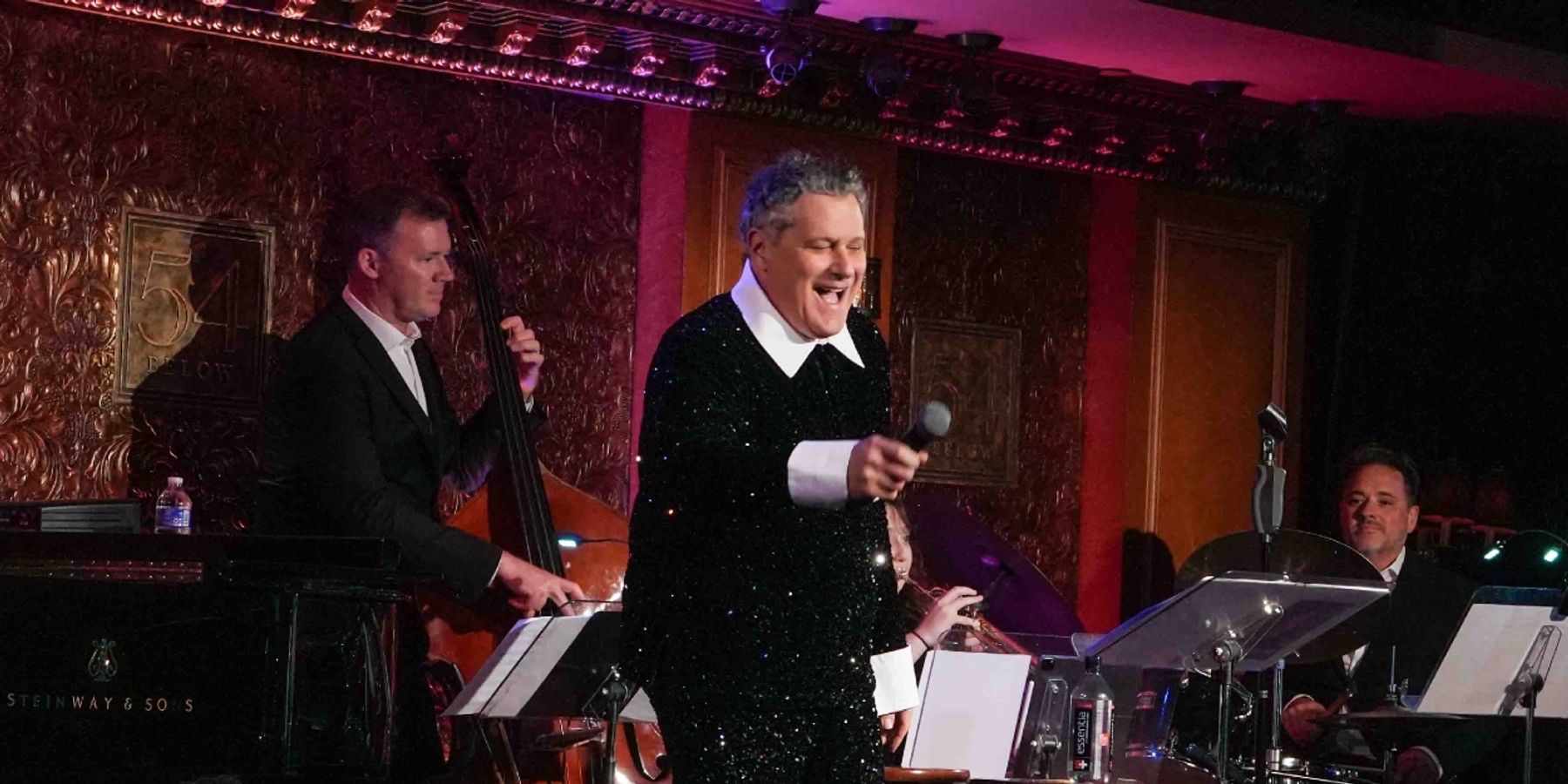 Review: ISAAC MIZRAHI SURVIVES DEMOCRACY at 54 Below
