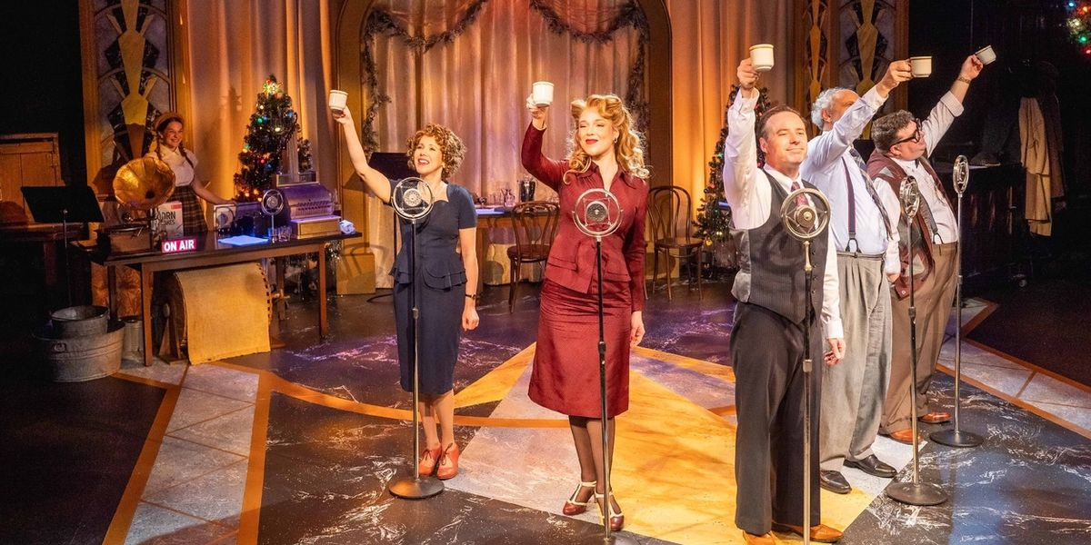 Review: IT'S A WONDERFUL LIFE-A LIVE RADIO PLAY at Fulton Theatre