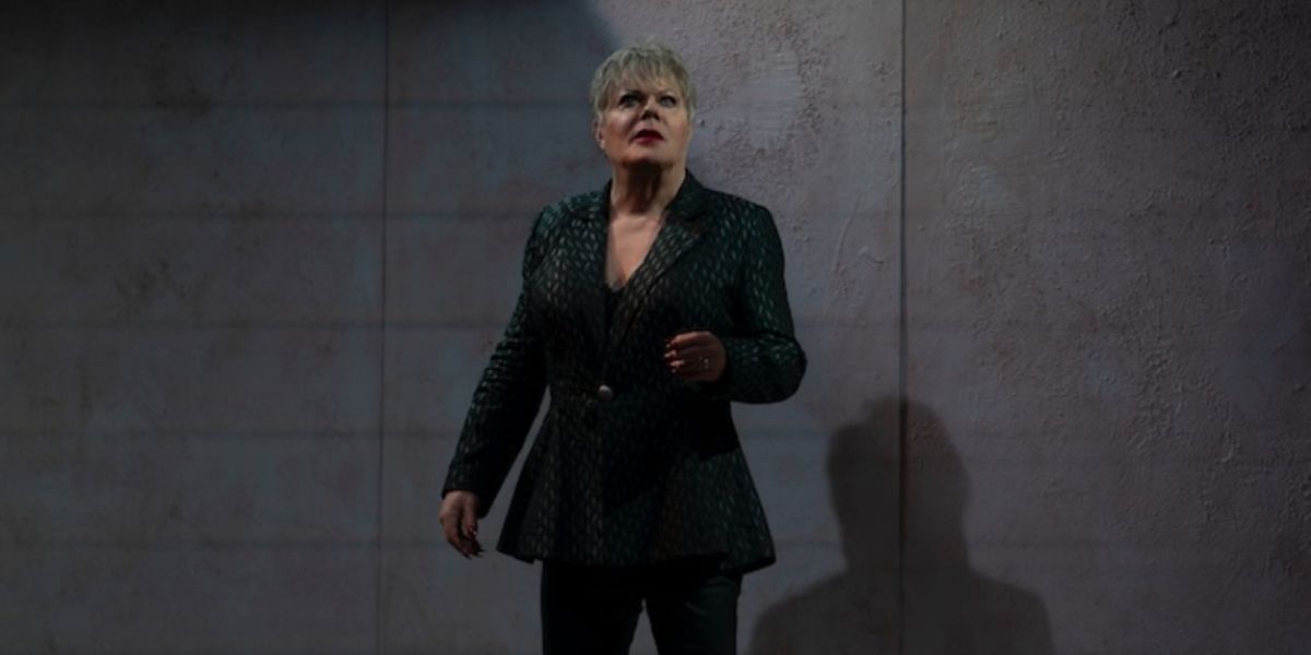 Review: IZZARD HAMLET, Riverside Studios