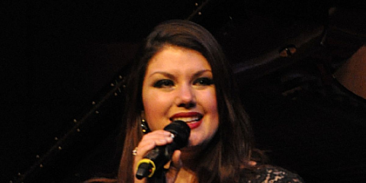 Review: Jane Monheit & Band Bring Smokin' Hot Music to Smoke Jazz & Supper Club