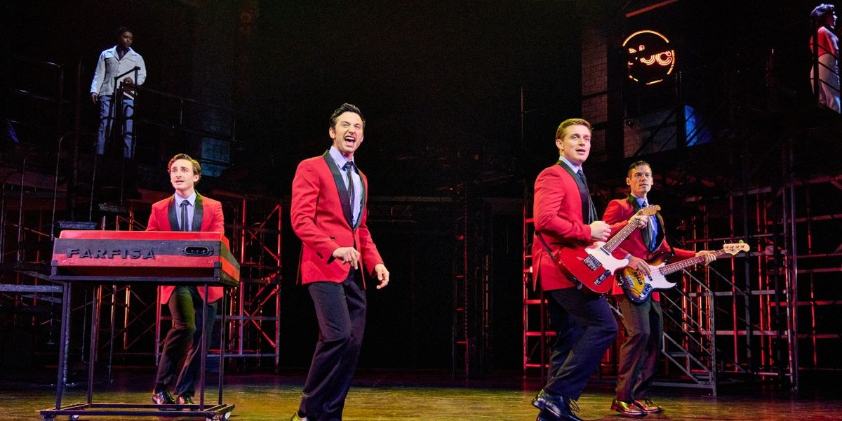 Review: JERSEY BOYS at Paper Mill Playhouse is Exhilarating