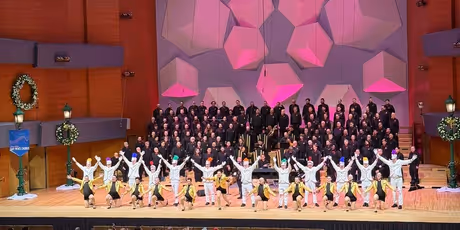 Review: JINGLE BELLS AND JAZZ NOELS at Twin Citie's Gay Mens Chorus Photo