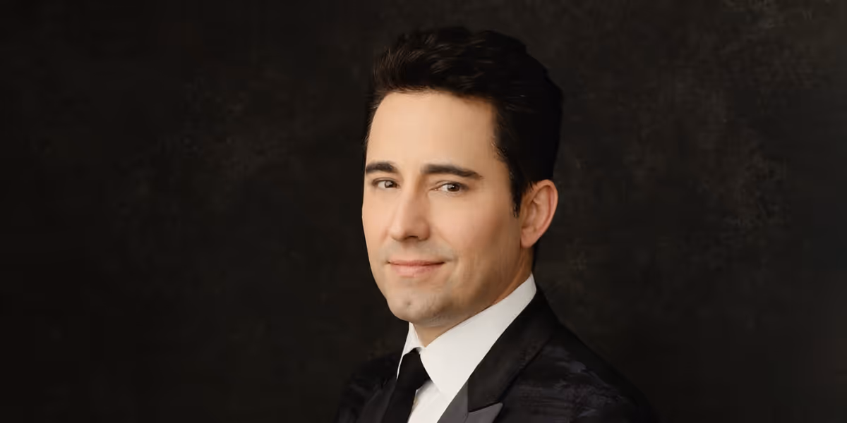 Review: JOHN LLOYD YOUNG, The Crazy Coqs