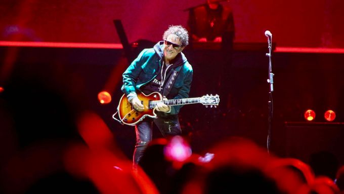 Review: JOURNEY FINAL FRONTIER TOUR at Grand Casino Arena Photos