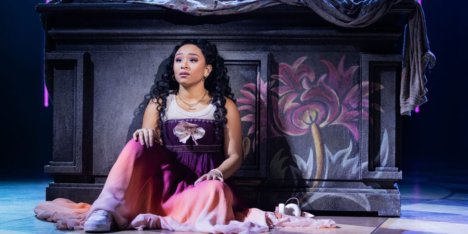 Review: &JULIET REWRITES THE NARRATIVE at STRAZ CENTER  Image