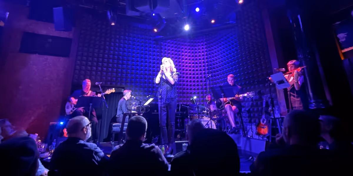 Review: Justin Vivian Bond Excites Audience in SEX WITH STRANGERS at Joe's Pub