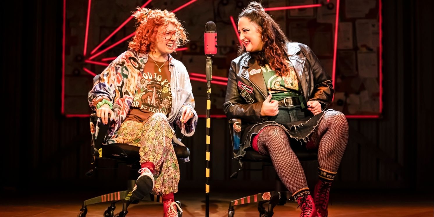 Review: KATHY AND STELLA SOLVE A MURDER!, Ambassador's Theatre  Image