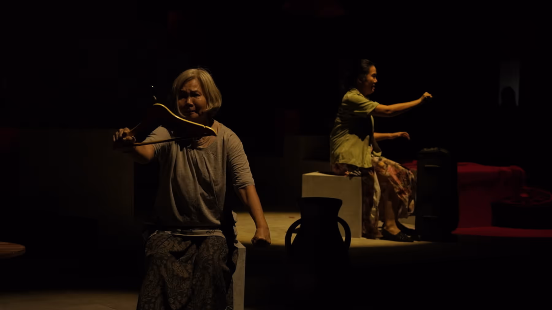 Review:  How KETIKA NALAR BERTANYA Bridges Generational Trauma