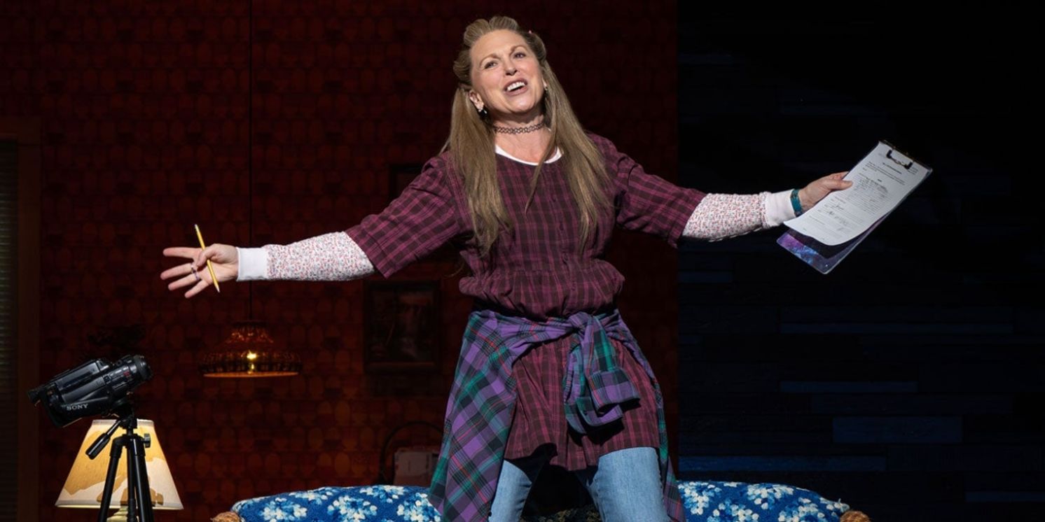 Review: KIMBERLY AKIMBO at Hollywood Pantages Theatre  Image