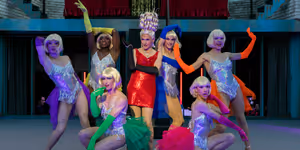 Review: KINKY BOOTS at CHATEAU DE KARREVELD