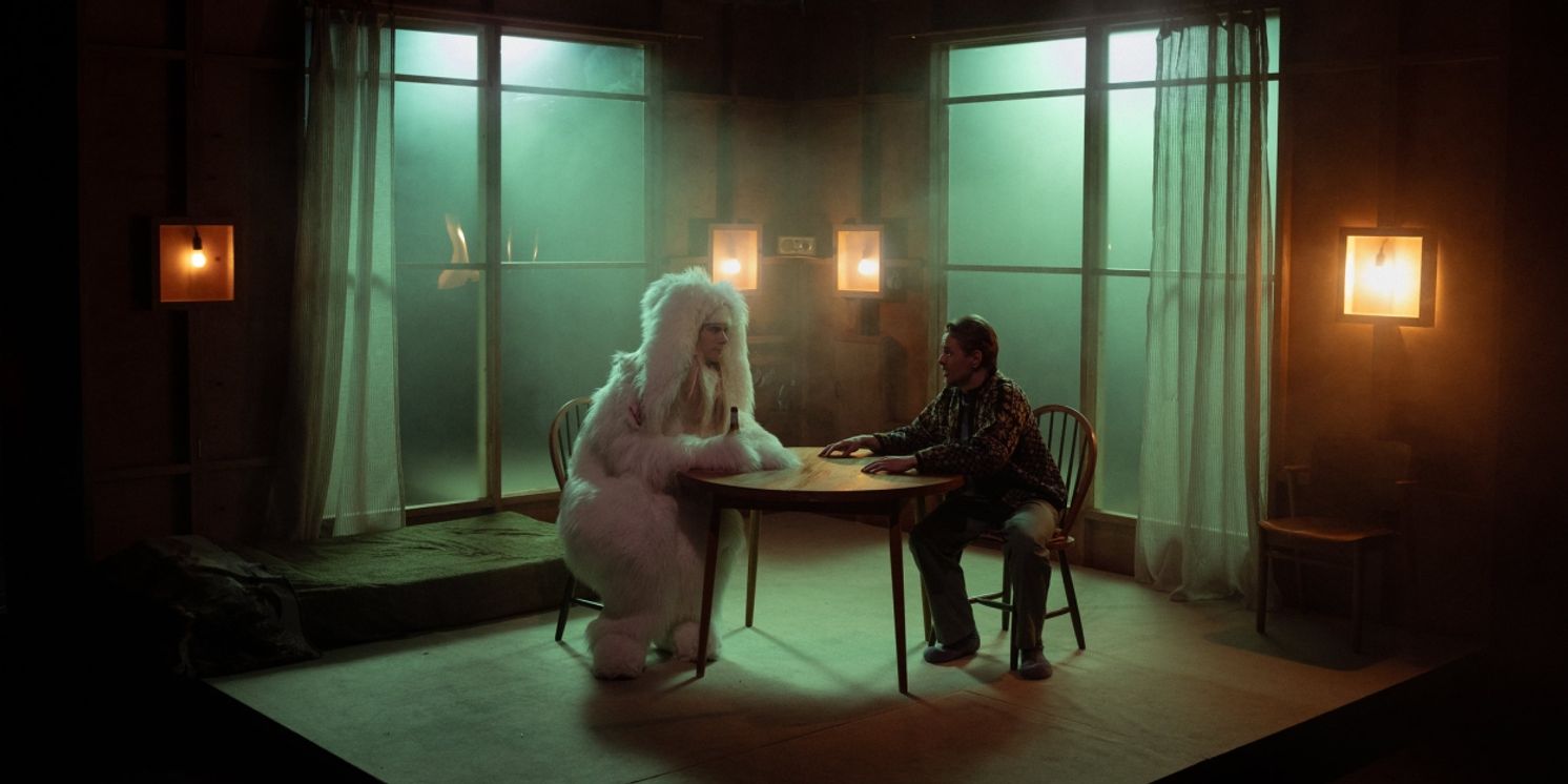 Arvio: KaniJaniKani hyppäyttää meidät suorituskulttuurin kauhuihin maagisen realismin keinoin  Image