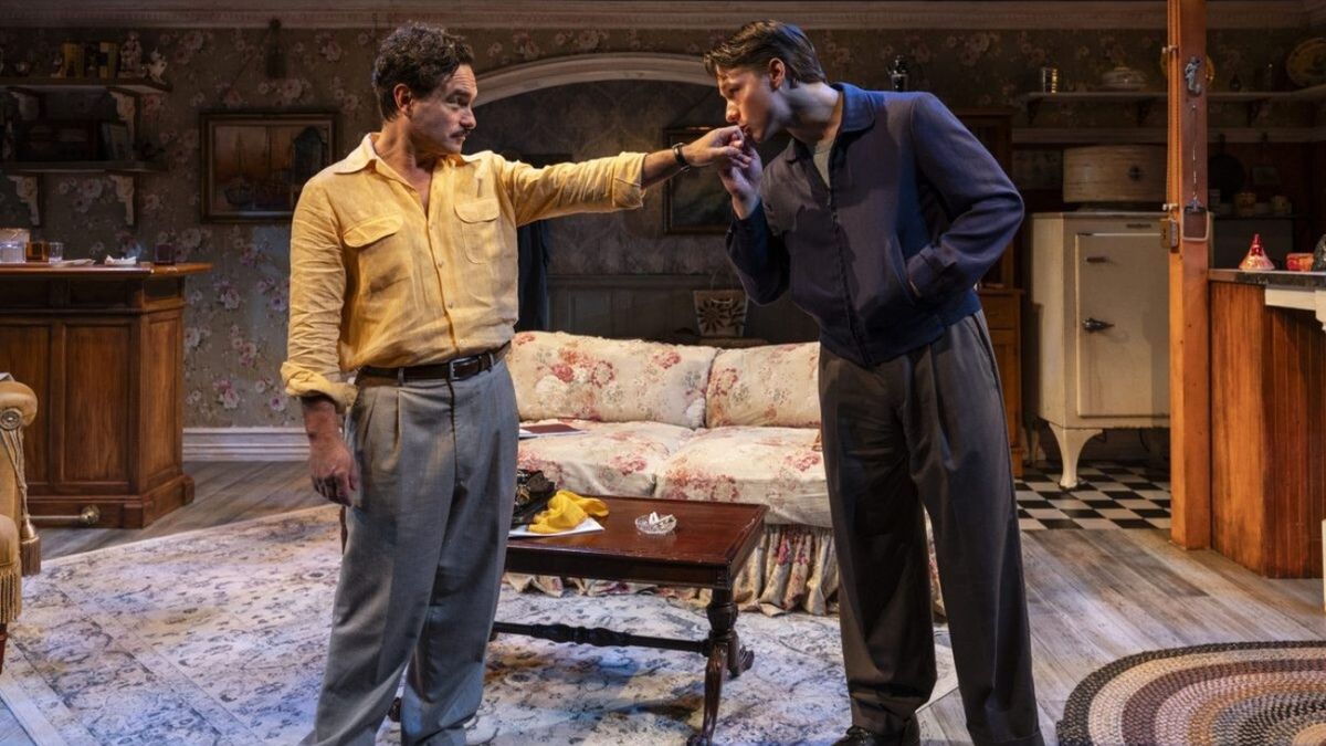 Review: KOWALSKI at Lookingglass Theatre Company