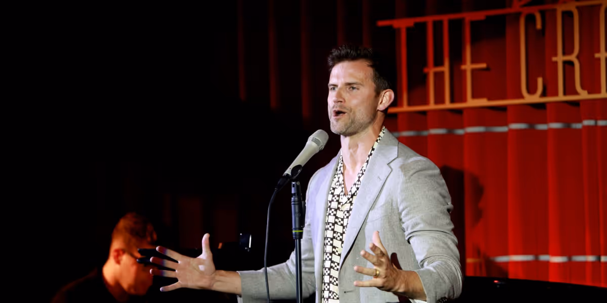 Review: KYLE DEAN MASSEY, Crazy Coqs