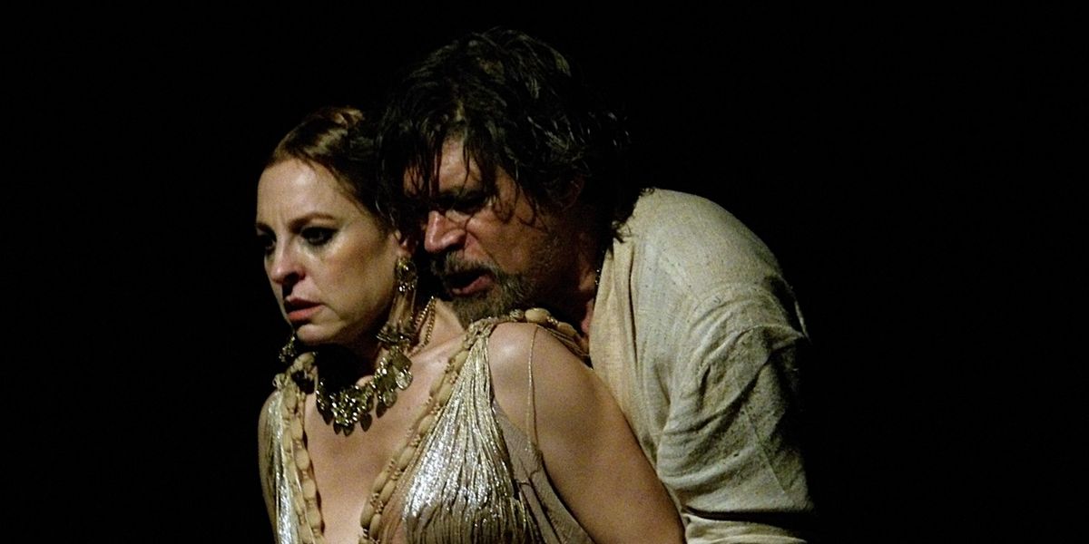 Crítica: LA NIÑA EN EL ALTAR at Teatro El Galeón Abraham Oceransky