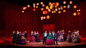 Review: LA TRAVIATA at Four Seasons Centre For The Performing Arts