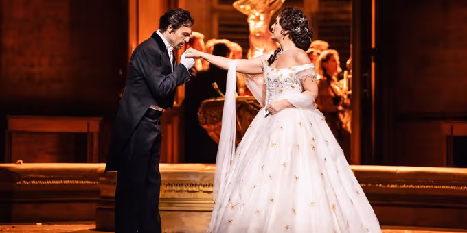 Review: LA TRAVIATA, Royal Ballet And Opera Photos