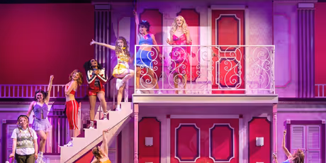 Review: LEGALLY BLONDE at Ordway Center For The Performing Arts Photo
