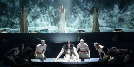 Národní divadlo vypráví LEGENDU Z ERINU Photo