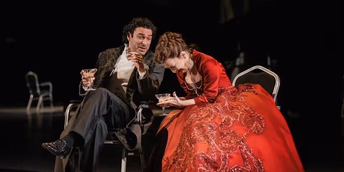 Review: LES LIAISONS DANGEREUSES, Starring Lesley Manville & Aiden Turner Photos