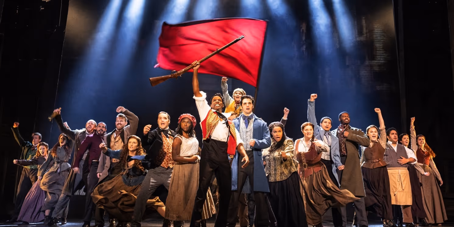 Review: LES MIS?RABLES at Fox Theatre, St. Louis  Image