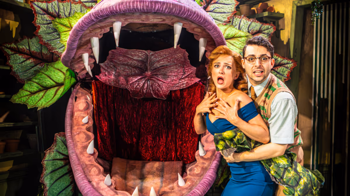 Review: LITTLE SHOP OF HORRORS, Hope Mill Theatre
