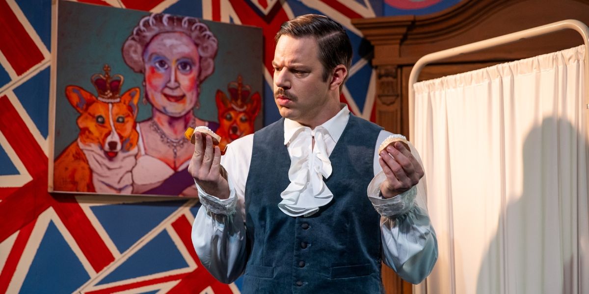 Review: LOOT at Desert Ensemble Theatre