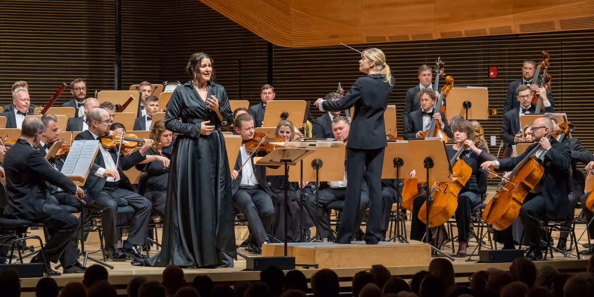 Review: Lise Davidsen’s Strauss LAST SONGS is First in Anyone’s Book, with Ukrainian Freedom Orchestra