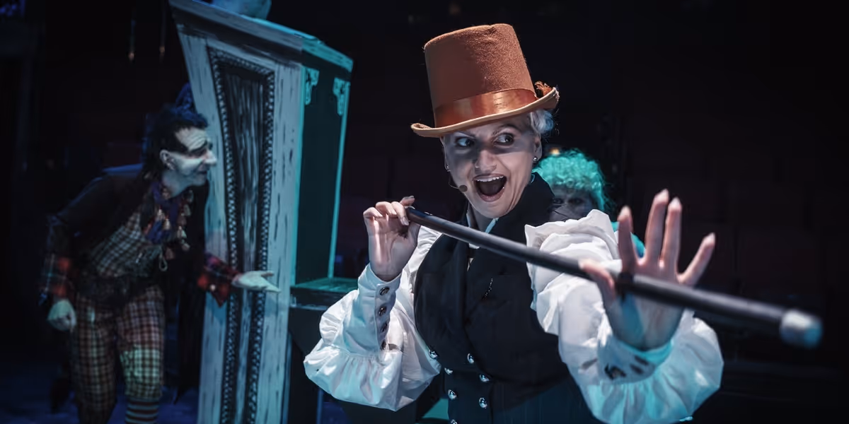 Review: MADAM SCROOGE: A CHRISTMAS CAROL MUSICAL at Nocturne Theatre