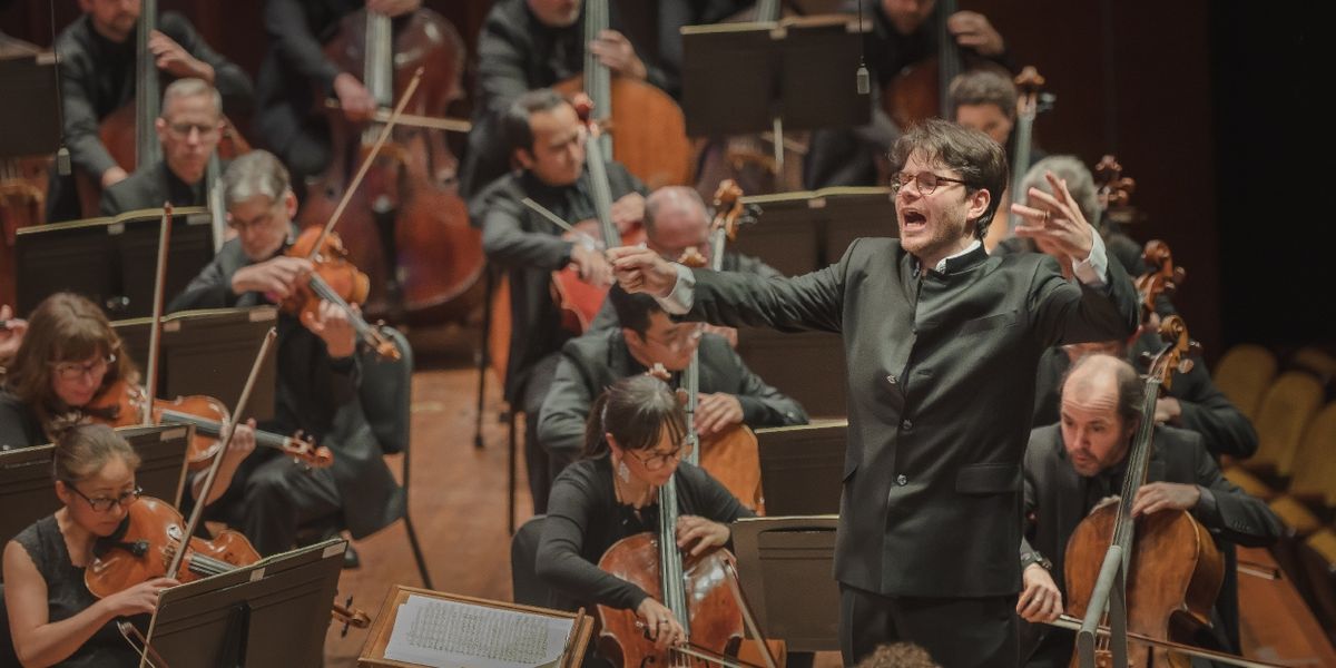Review: MAHLER SYMPHONY NO. 1 at Benaroya Hall