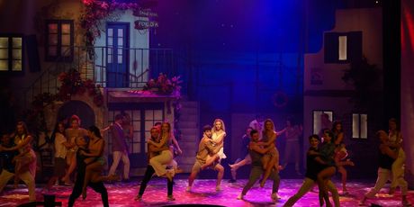 Review: MAMMA MIA at Lodz Musical Theater Photo