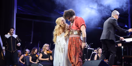 PHOTOS: Así fue el concierto de MAR I CEL en la playa de Barcelona Photo