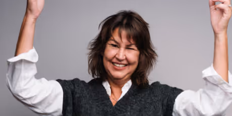 Review: MELANIE BLUE:  YOU CAN TEACH OLD DOGS NEW TRICKS at Sun City Palm Desert Performin Photo