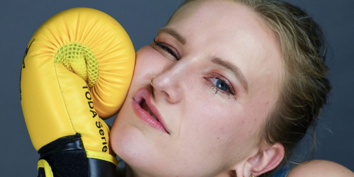 EDINBURGH 2026: Review: Millicent Sarre Is Too Tired to Smash (Patriarchy), Assembly Roxy