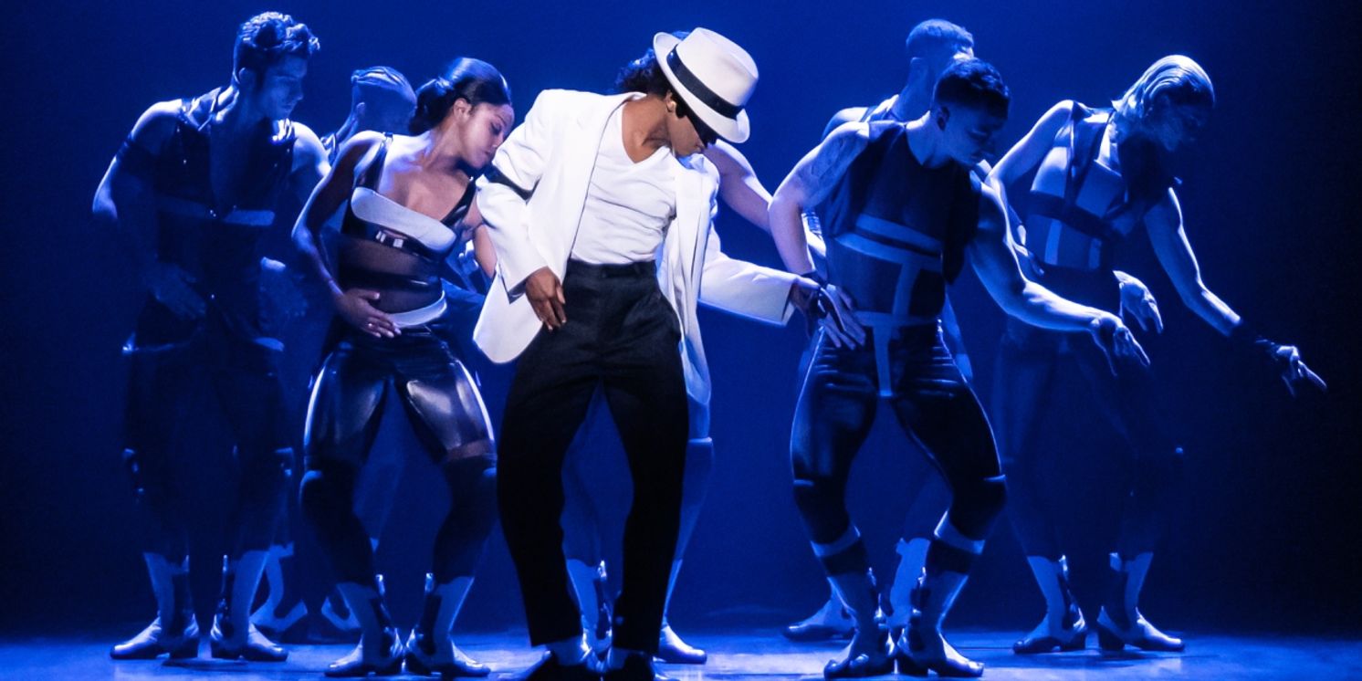 Review: MJ at The Paramount Theatre  Image