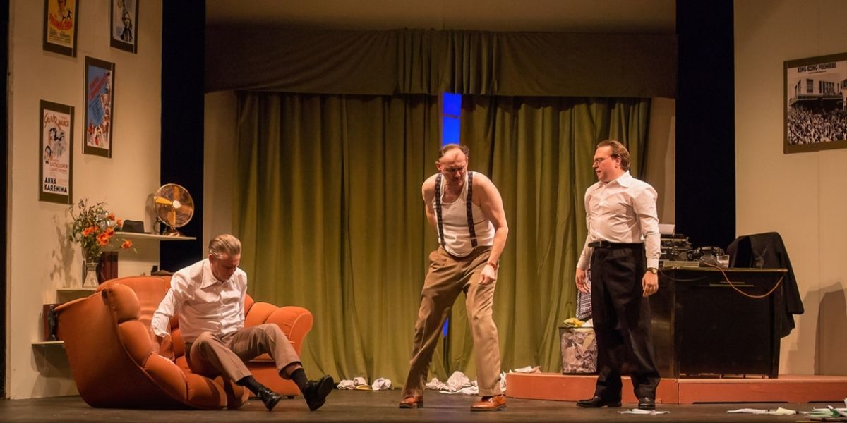 Review: MOONLIGHT AND MAGNOLIAS at ARTS Theatre