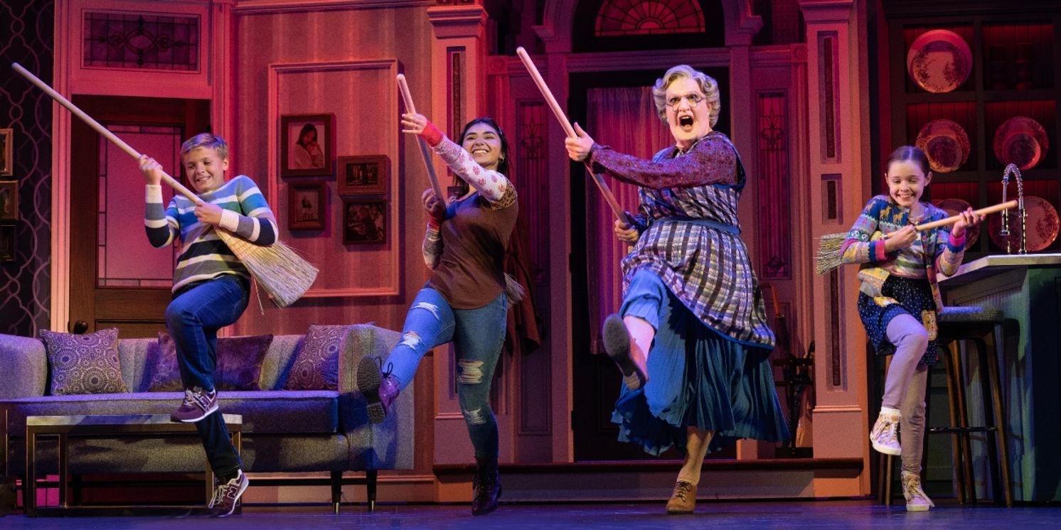 Review: MRS. DOUBTFIRE at Blumenthal Performing Arts  Image