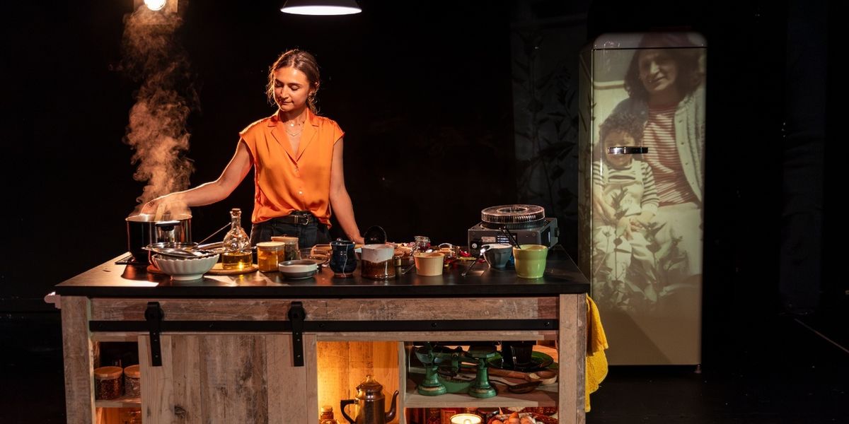 Review: MY ENGLISH PERSIAN KITCHEN, Soho Theatre