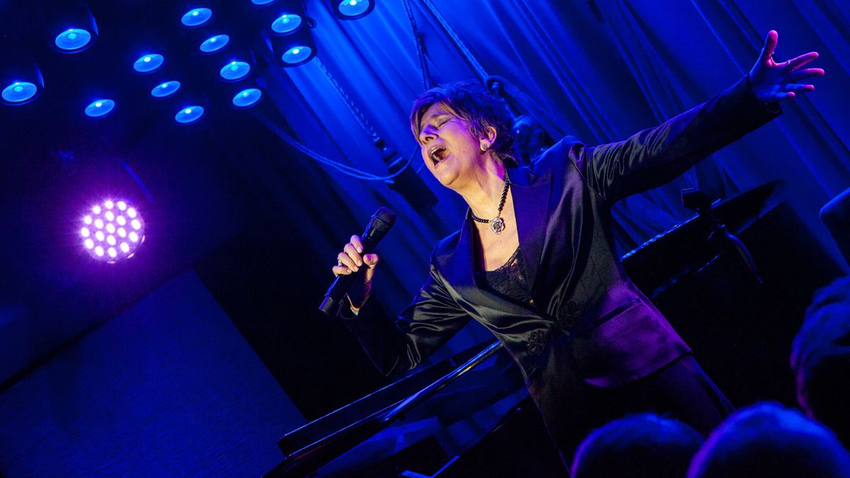 Review: Marieann Meringolo Rises To The Streisand Occasion With THE WAY SHE MAKES ME FEEL at The Laurie Beechman