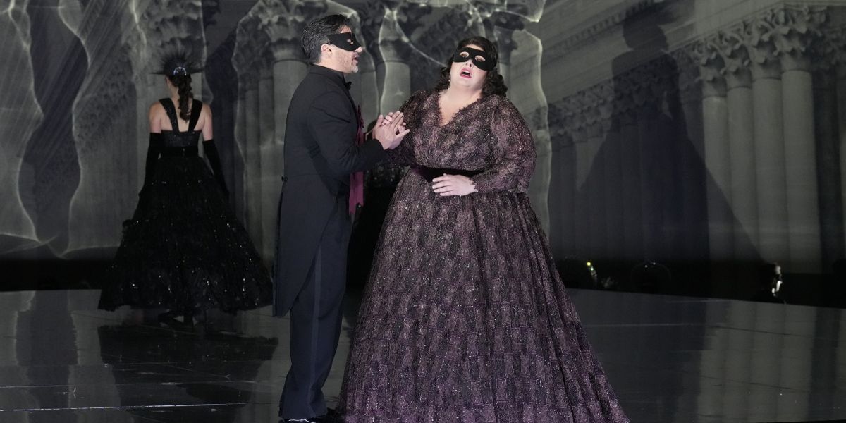 Review: Met Revival of BALLO IN MASCHERA Opens in Alden Production