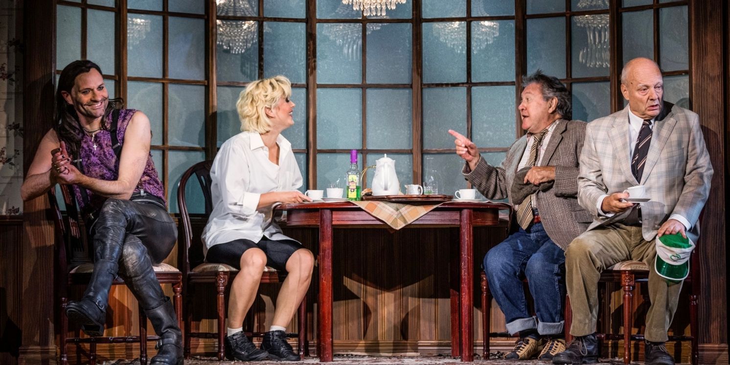 Review: ÄNGLAGÅRD / HOUSE OF ANGELS at Oscarsteatern, Stockholm, Sweden  Image