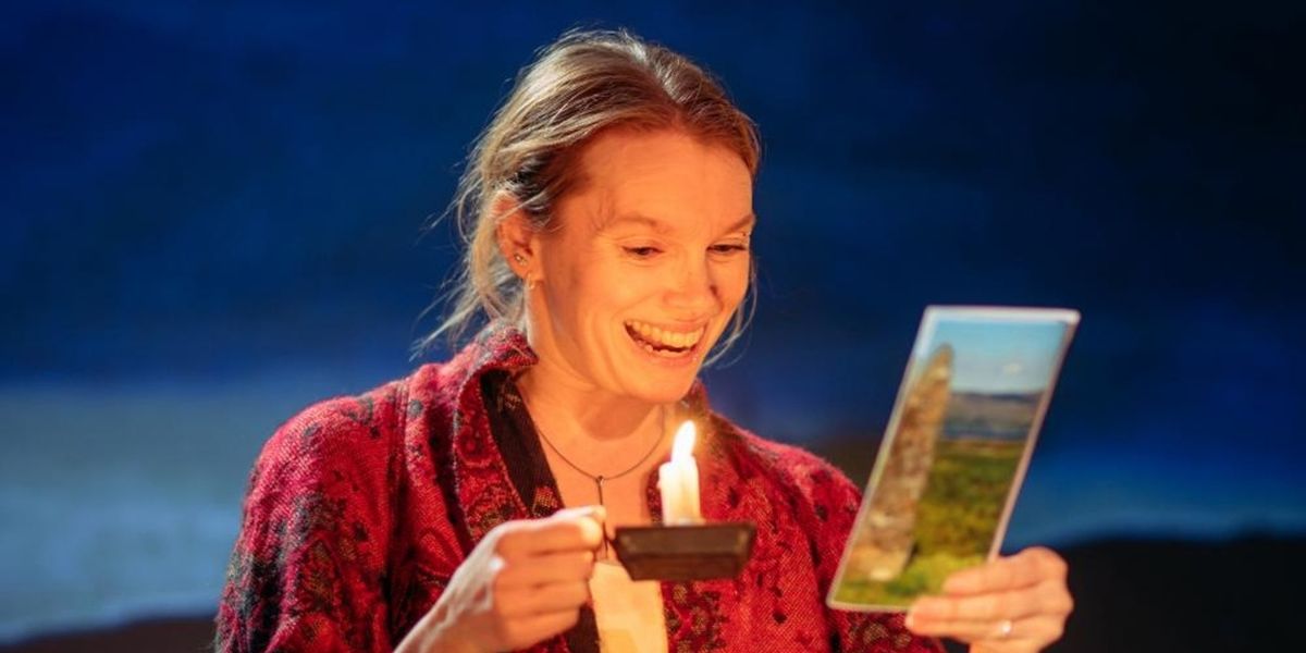 Review: NIGHT WAKING at Citizens Theatre