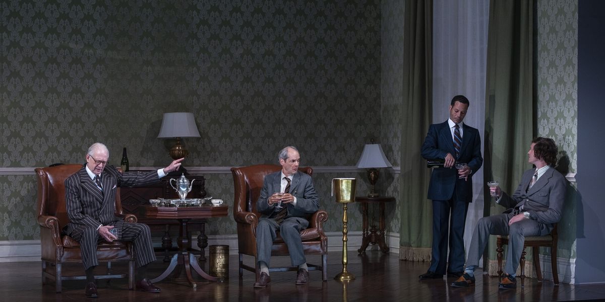 Review: NO MAN'S LAND at Steppenwolf Theatre Company