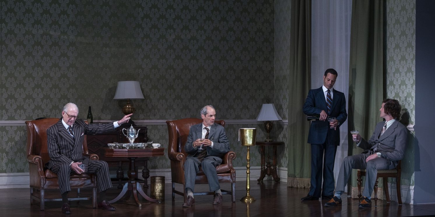 Review: NO MAN'S LAND at Steppenwolf Theatre Company  Image