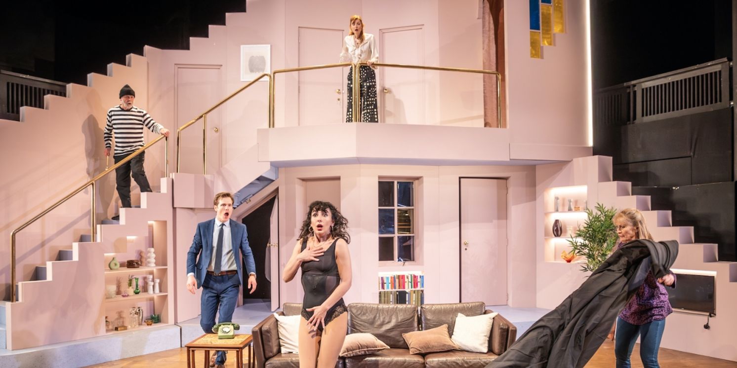 Review: NOISES OFF, New Wolsey Theatre  Image