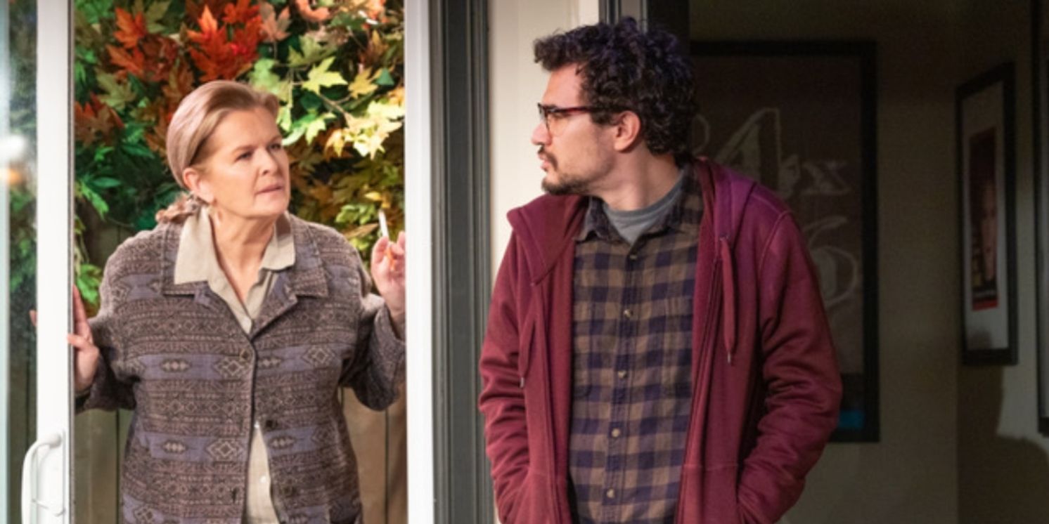 Review: Neil Labute's COMFORT Smartly Depicts a Torn Family Relationship  Image