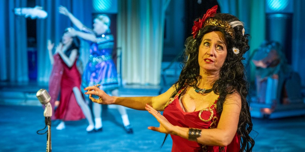 Review: OEDIPUS THE KING, MAMA! at The Getty Villa & Troubadour Theater Company