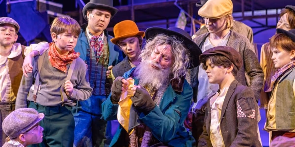 Review: OLIVER at Rancho Mirage Amphitheatre