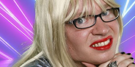 Review: OMG SHOES! STARRING KELLY LIVE! at Lush Lounge & Theater Photo